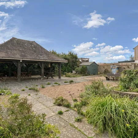 Stone's Throw from Beach and Forest, Country Walks