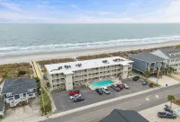 Direct Oceanfront condo in Cherry Grove - 4-Star