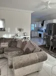 Luxury Spacious two bedroom apartment for comfortable living. Well furnished . - 3 stjerner