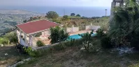Villa with sea view pool - Villas