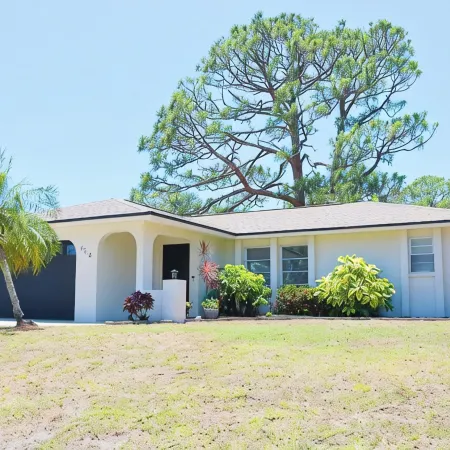 Venice Escape 6 Minutes to Beach & Near YMCA Pool