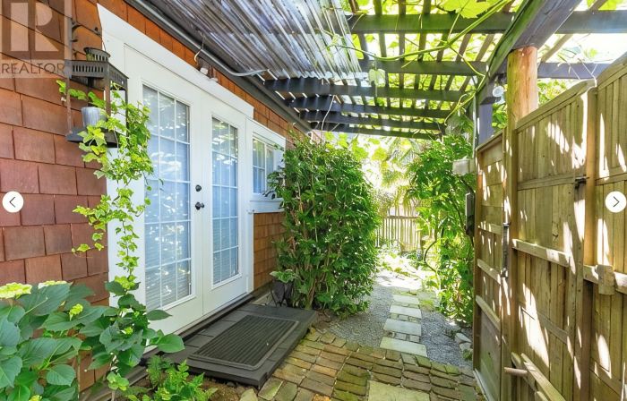 Centrally located private studio in Chemainus