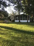Nice quiet lakefront home with great fishing !