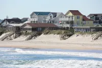 Personal Resort w/ Private Pool, Hot Tub & Elevator, Walking Distance to Town