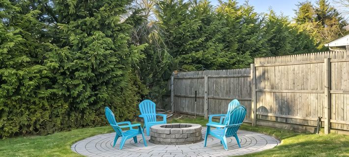Beautiful 3bed 2bath Hamptons Home, Close to Incredible Beaches and Restaurants! Hotels in Hampton Bays
