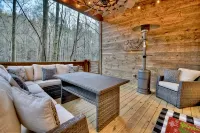Keturah's Creek - Luxury Couples Tiny Cabin - 8 acres