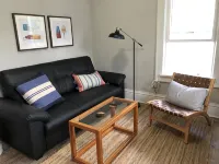 Remodeled 2nd-floor apartment blocks from Mayo - Condos
