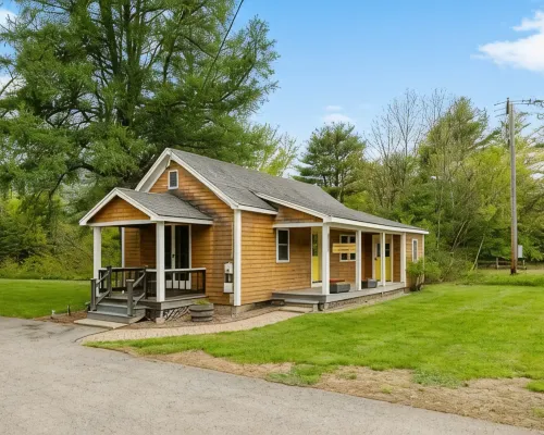 Cozy 4 season waterfront cottage in the white mountains on the bearcamp river! Ξενοδοχεία στην πόλη Ossipee