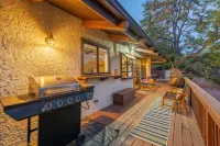Large Spanish Villa ~ Sleeps 14~ Gym ~ GameRm~ Pool ~ Views