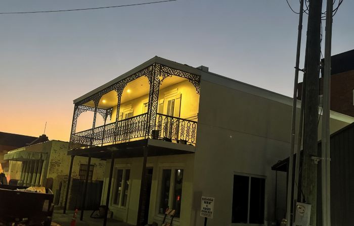 3-bedroom apartment in welcoming Crowley with AC, WiFi