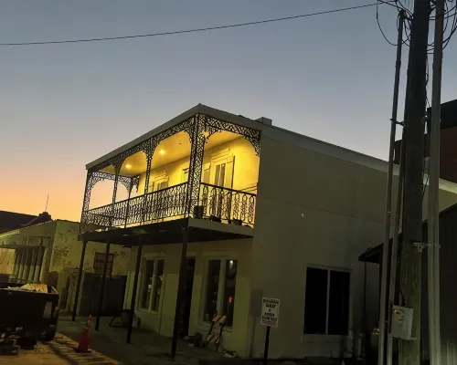 克羅利三臥室公寓,配有空調和WiFi 克羅利住宿飯店