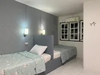 At Night Hotels in Chumphon