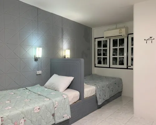 At Night Hotel a Chumphon