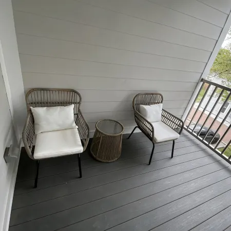 Sandy Beach 2 Bed Apt.