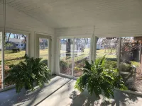 New listing! Private 3 bedroom 2 bath home with BEAUTIFUL sunroom! Hotels in Olney