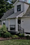 Westerlook Farm -  Willamette Valley Luxury Vacation Rental - 3 Master Suites - Bungalows