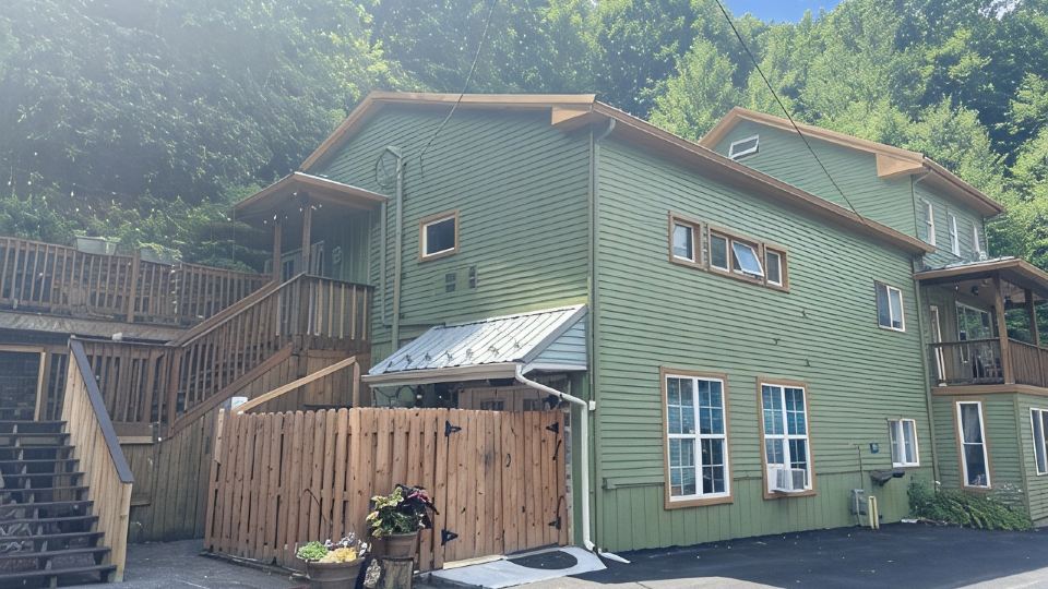 Art Studio: Historical Carriage House in the Poconos