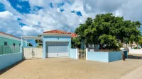 Oceanfront Villa, private pool, gazebo, great diving and snorkeling steps away - Biệt thự