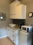 Quiet Petite Garden Retreat - Wifi