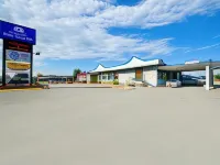 Travelers Inn Hotels in Belleville