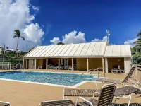 Oceanview Luxury Condo – Beach, Pool, Gym & Yacht Club - Gym