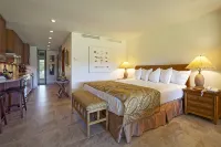 G110 - Ground floor, close to ocean and all amenities, great view - Private Pools