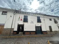 PALACE DIAZ INN Hotels near Qenko