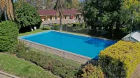 Burke and Wills Motor Inn - Pools
