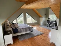 Luxurious Cabin Along the Tarryall Creek - 4-Star