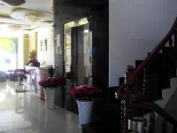Minh Quan Hotel - ที่มีบาร์