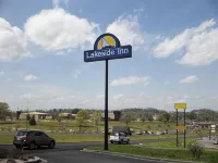 Lakeside Inn