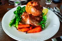 CBH The Tiverton Hotel - พร้อมอาหารเช้า