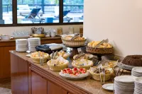 Monreale Plus Midtown Campinas - Breakfast