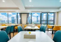 Fortune Smooth HOTELS( Heyuan Wanda Plaza)