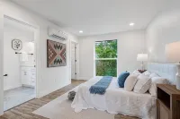 Brand New 2-bedroom 2-bathroom house with WiFi, AC in delightful Seattle Hotels in Rainier Valley