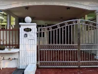 タマン デサ クライ - ヴィラ