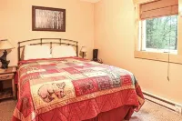 Quaint Clam 2 Bedroom Home - Homestays