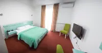Hotel Serdar โรงแรมใน