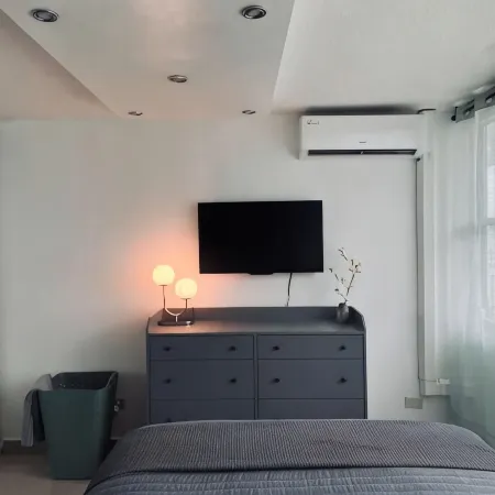Beach and Pool Access in Prime Location!