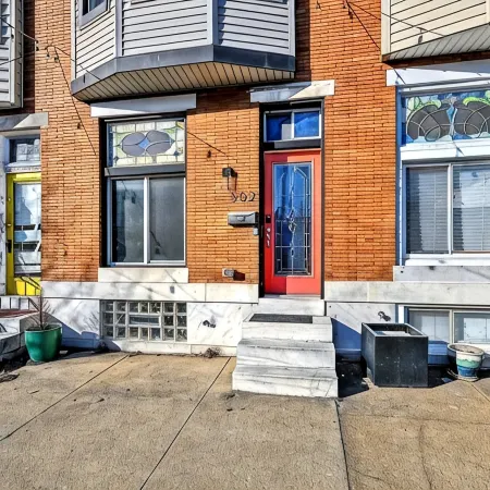 Cozy 2-bedroom apartment in welcoming Baltimore with WiFi, AC