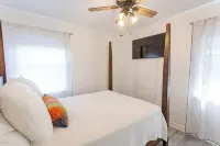 3BR Island Oasis close to Tybee! - Homestays