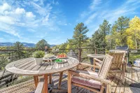 Off-grid Masterpiece Cabin W/ Breathtaking View