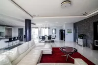 Skyline Luxury Condo