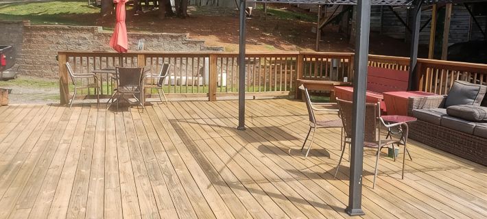 "Nomad" Tiny Home @ Farmstay Glamping Bed & Breakfast on 11 Acre Park-Like Acres Hotels in Swain County