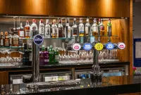 Holiday Inn Express RAMSGATE - MINSTER by IHG - bar
