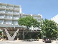 타바르 호텔  호텔