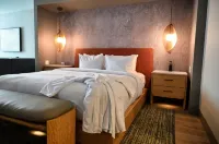 Hyatt House Portland Airport - Pet friendly