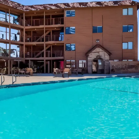 Lompoc Valley Inn and Suites