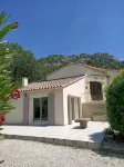Charming house at the foot of the Luberon (rated 4 stars)