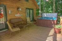 Luxury Cabin On The Chattahoochee River - Short Walk To Downtown Helen - 샬레 호텔